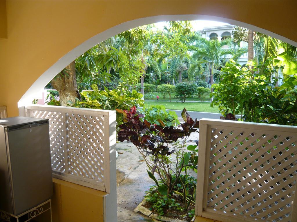 Eddies Tigress 2 Negril Room photo